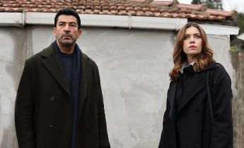 Турецкий сериал Семья - это испытание 4 серия